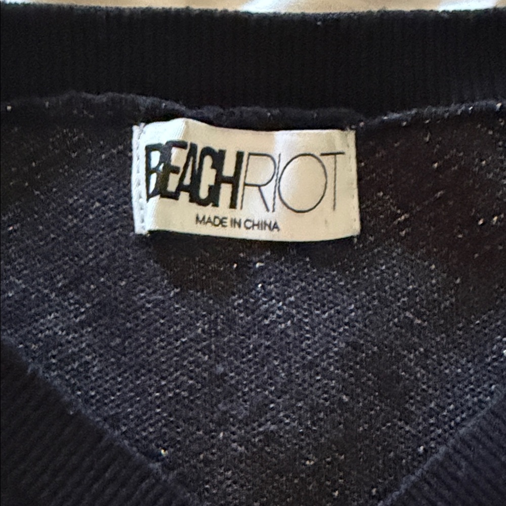 Beach Riot Black with metallic Star and Moon V-Neck Sweater - Picture 5 of 7